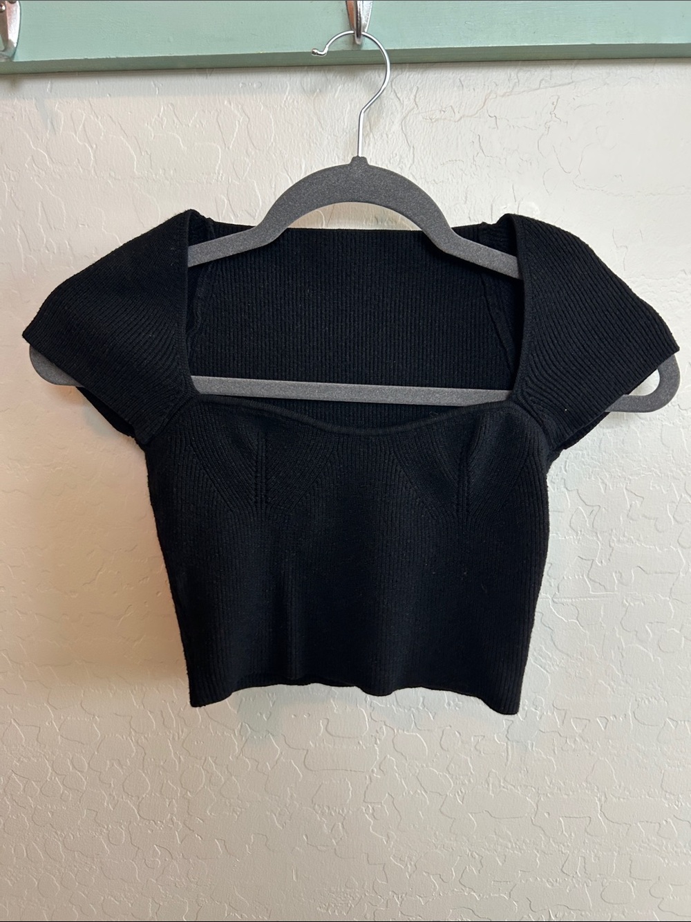 SHEIN Black Ribbed Square-Neck Crop Top